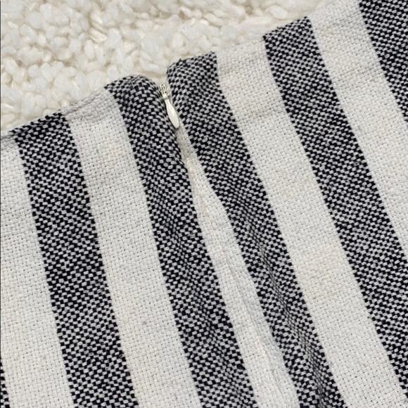 NWT Volcum Beachy Striped Shorts F2 - Picture 3 of 7